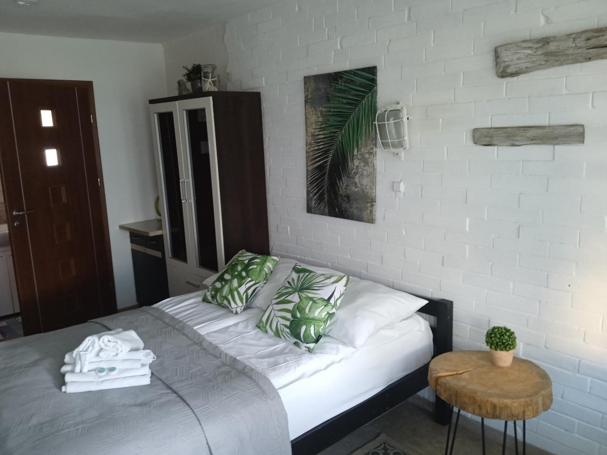 K 2 Hotel Jastrzębia Góra Buitenkant foto